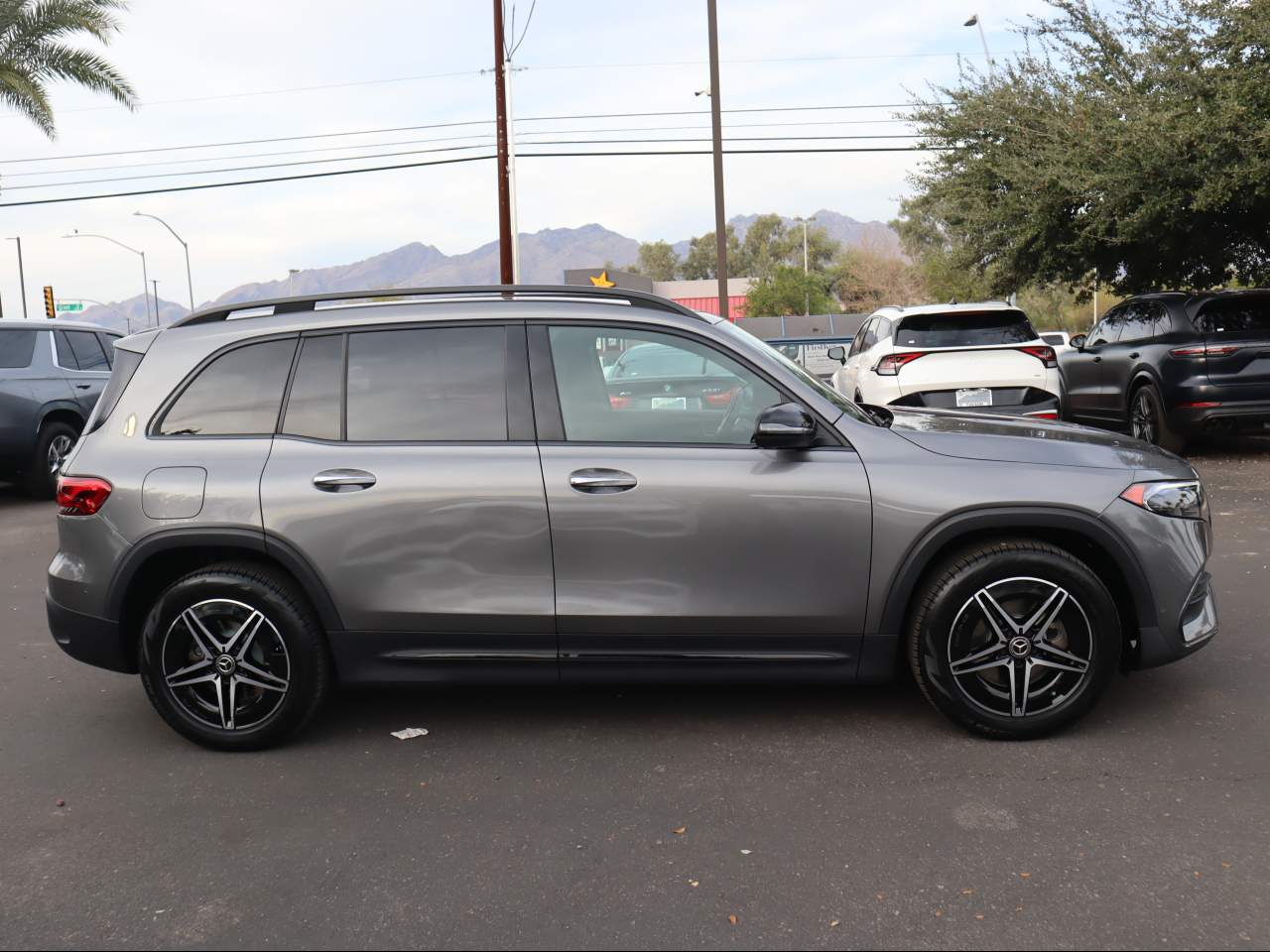 2023 Mercedes-Benz EQB 300 4MATIC