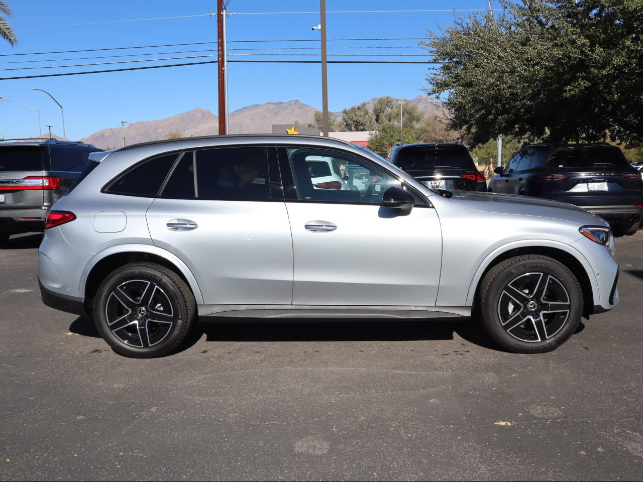 2026 Mercedes-Benz GLC 300 SUV