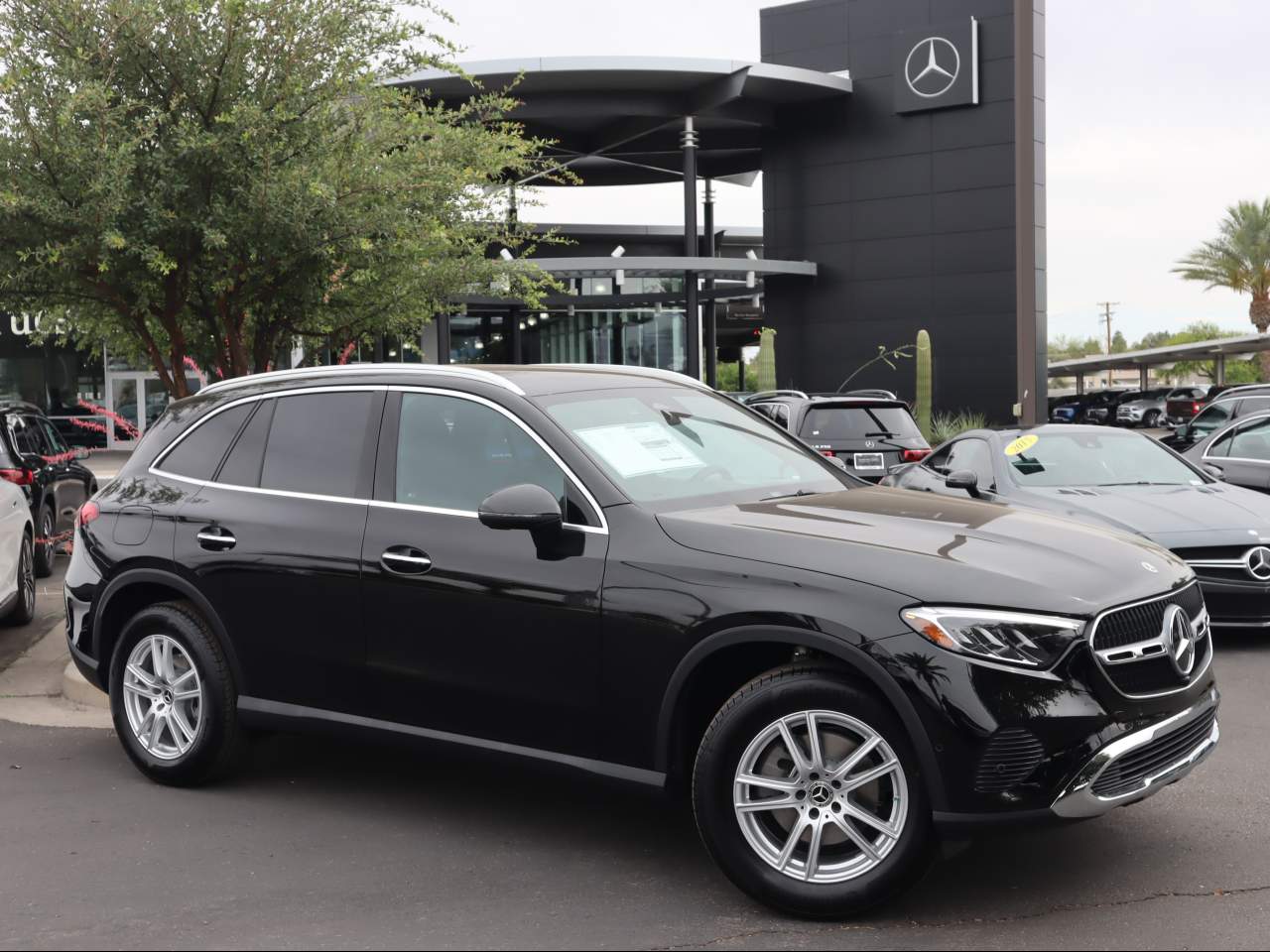 2025 Mercedes-Benz GLC 300 SUV