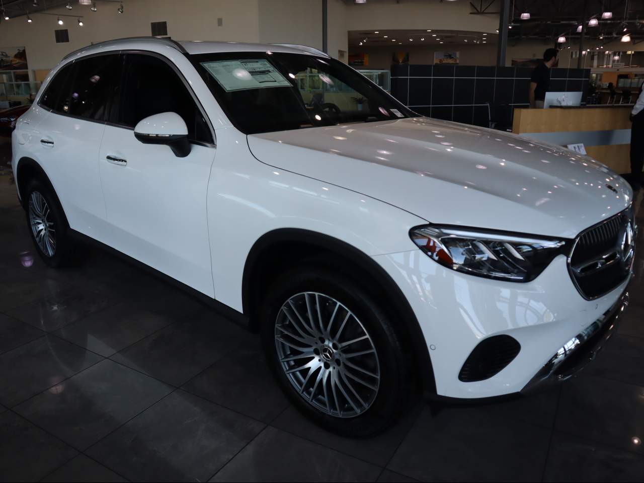 2026 Mercedes-Benz GLC