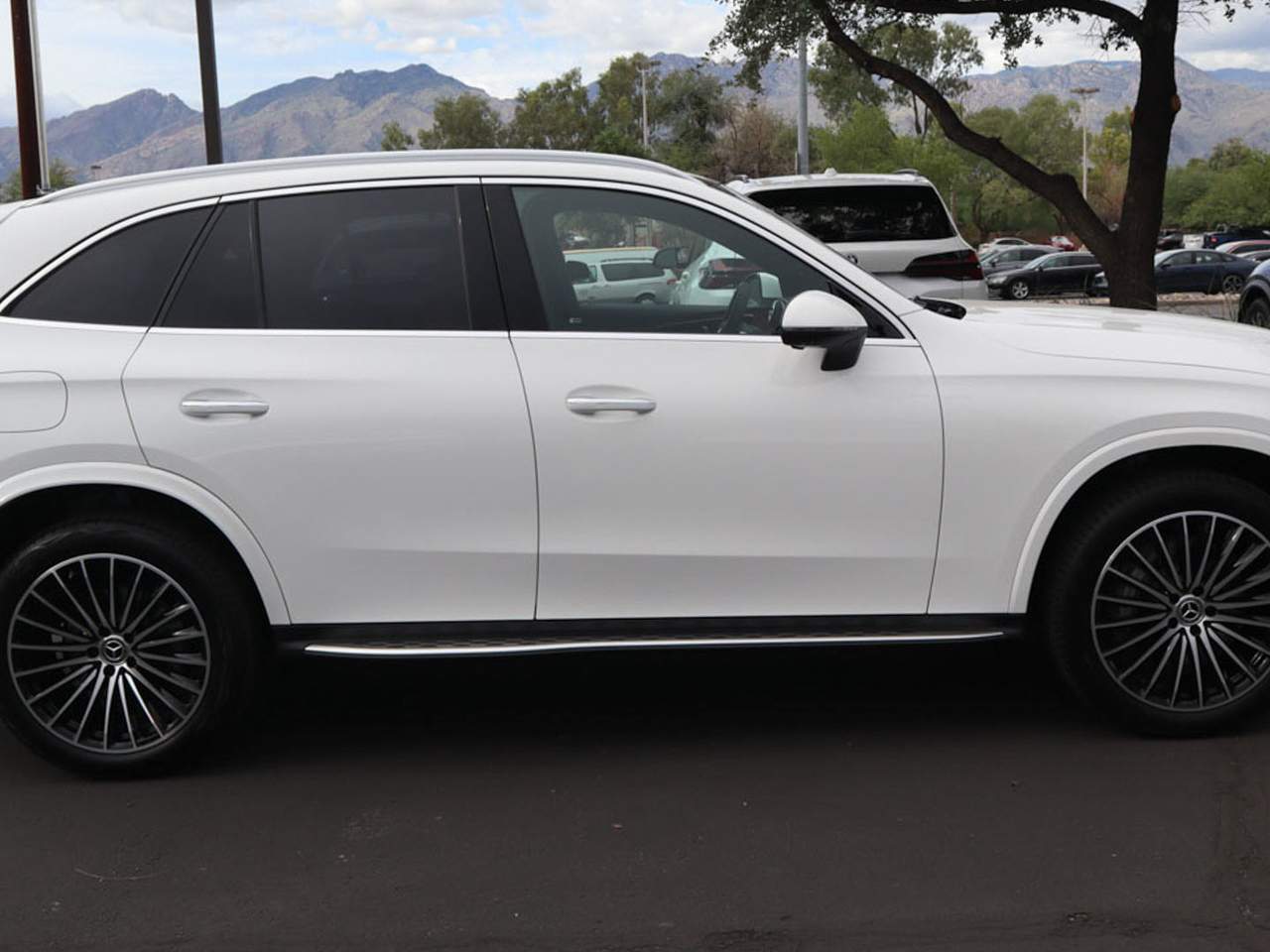 2027 Mercedes-Benz GLC 300 SUV