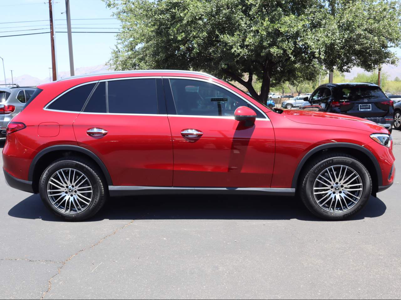 2025 Mercedes-Benz GLC 300 SUV