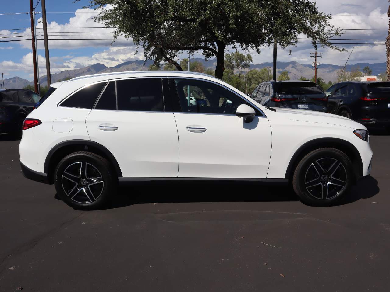 2027 Mercedes-Benz GLC 300 SUV