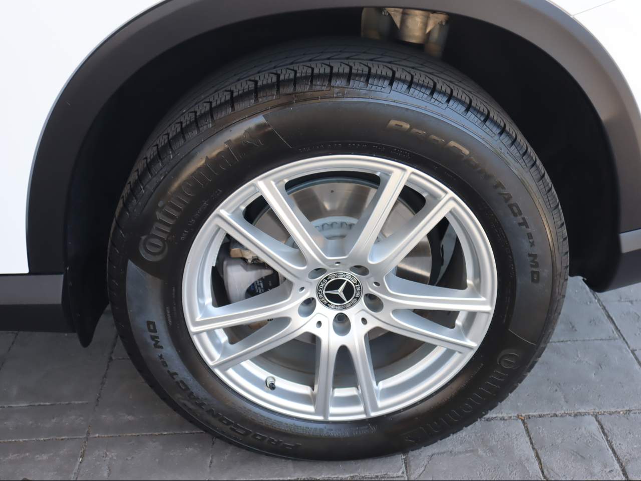 2025 Mercedes-Benz GLC 300 SUV