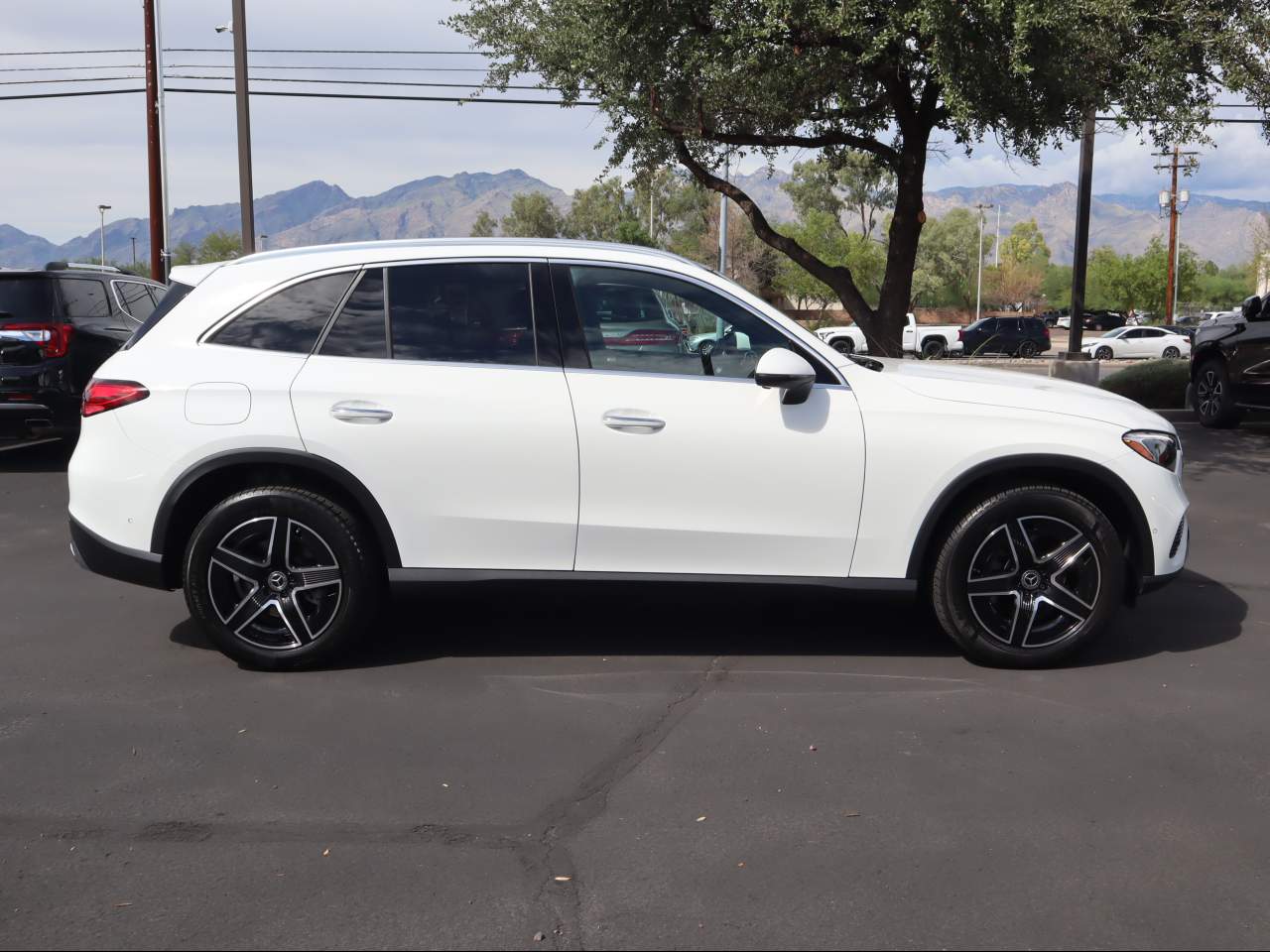 2026 Mercedes-Benz GLC 300 SUV