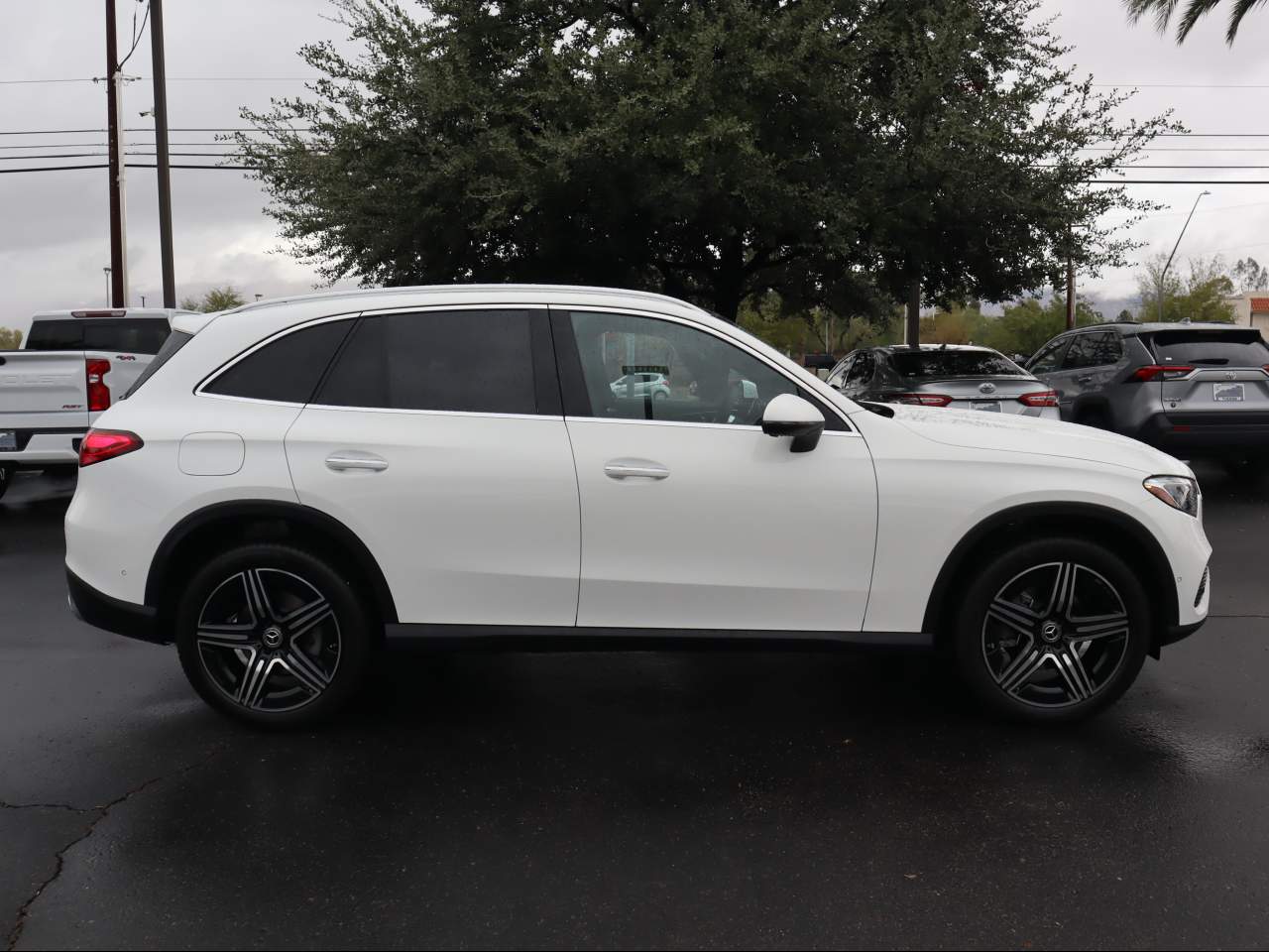 2026 Mercedes-Benz GLC 300 SUV