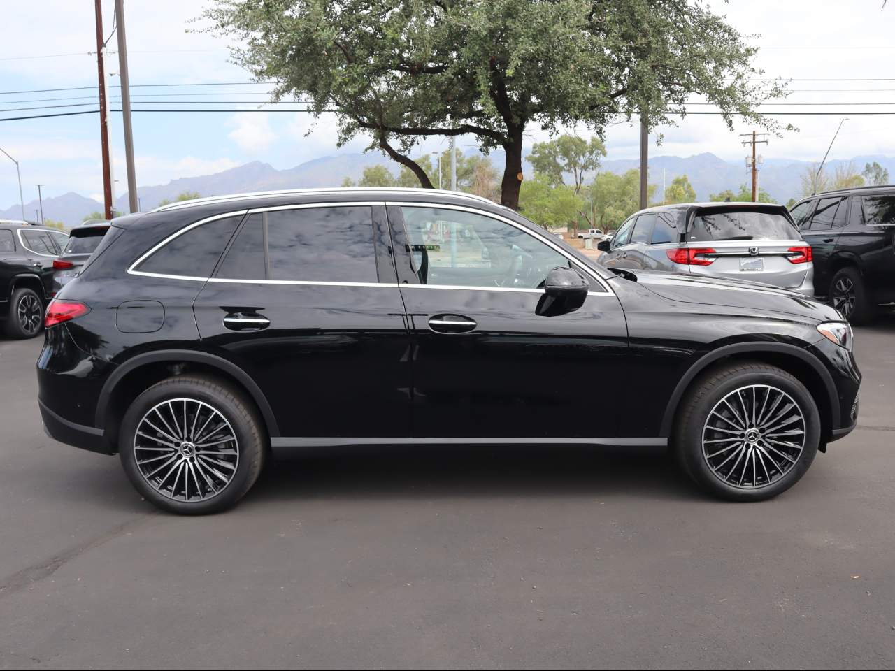 2027 Mercedes-Benz GLC 300 SUV