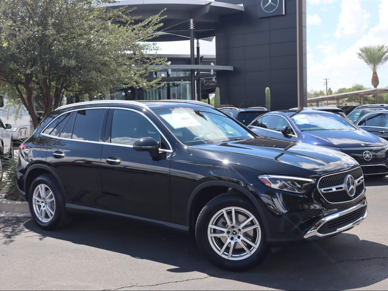 2025 Mercedes-Benz GLC 300 SUV