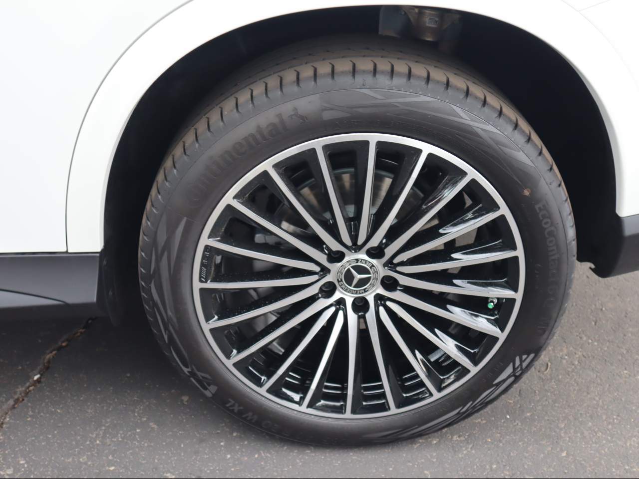 2026 Mercedes-Benz GLC 300 4MATIC SUV