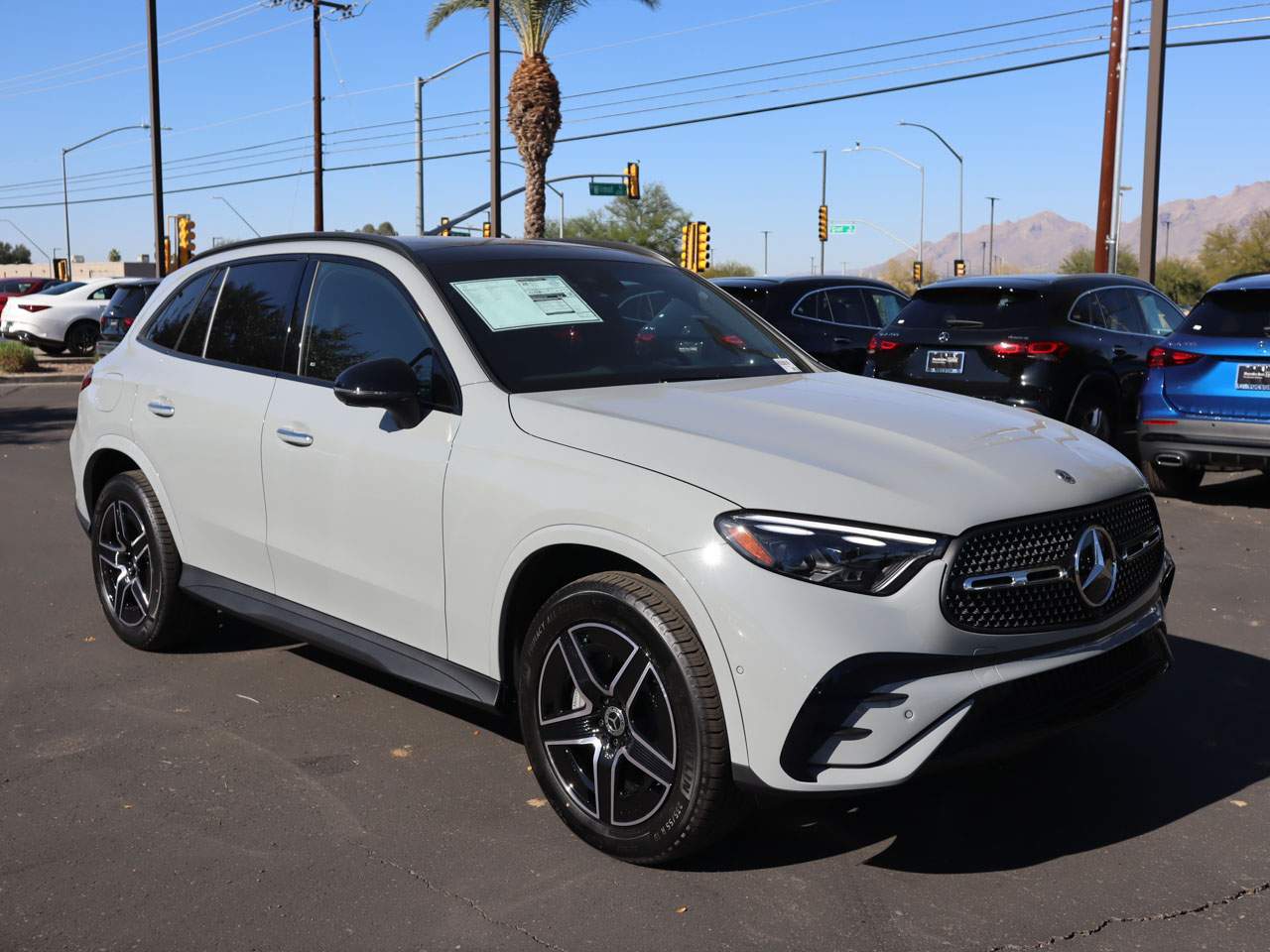 2025 Mercedes-Benz GLC 300 4MATIC SUV