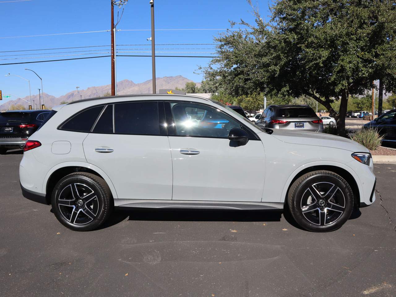 2025 Mercedes-Benz GLC 300 4MATIC SUV