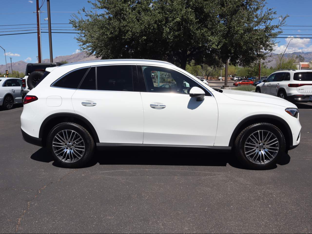 2026 Mercedes-Benz GLC 300 4MATIC SUV
