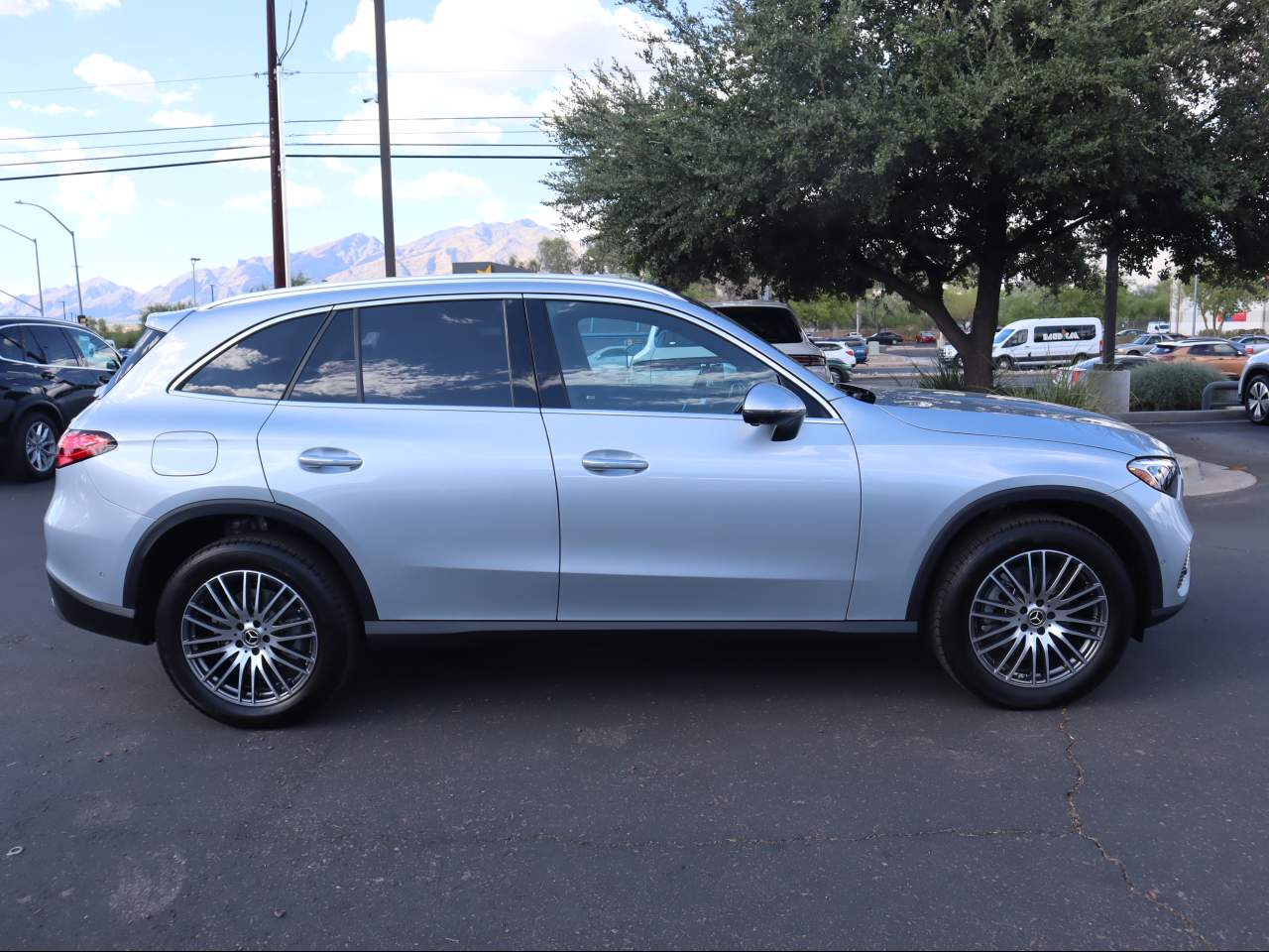 2026 Mercedes-Benz GLC 300 4MATIC SUV