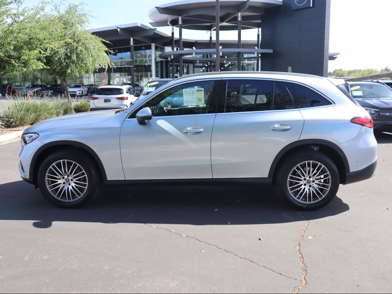 View vehicle photo 6