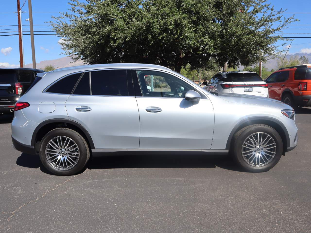 2026 Mercedes-Benz GLC 300 4MATIC SUV