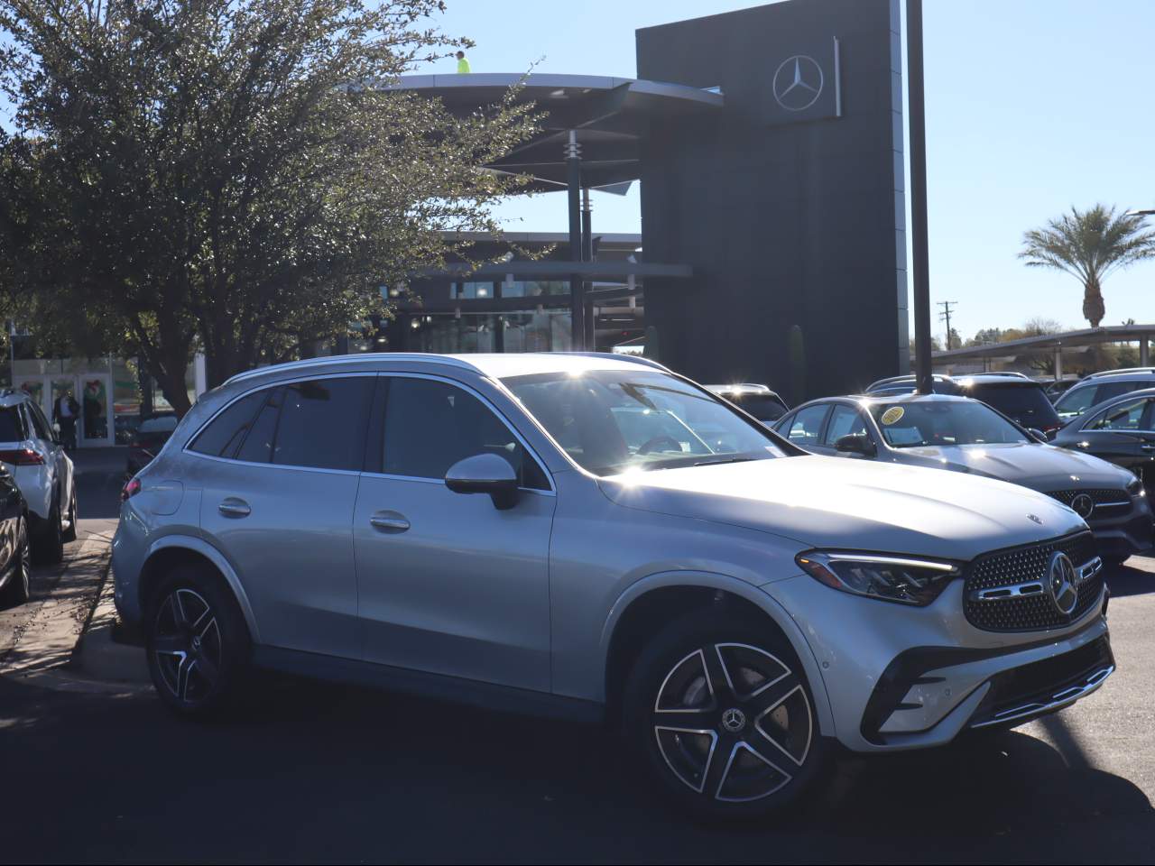 2025 Mercedes-Benz GLC Base's photo