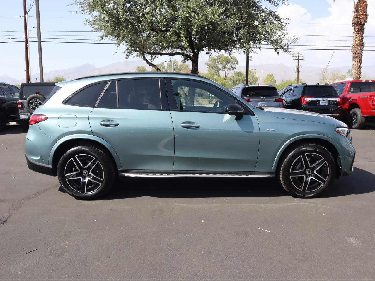 2025 Mercedes-Benz GLC 350e 4MATIC SUV