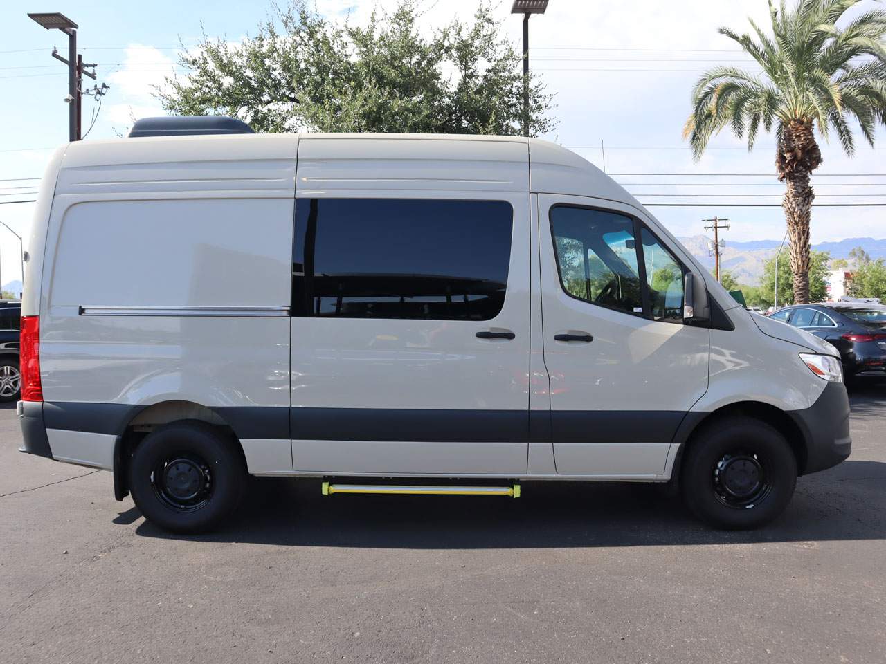 2024 Mercedes-Benz Sprinter 2500