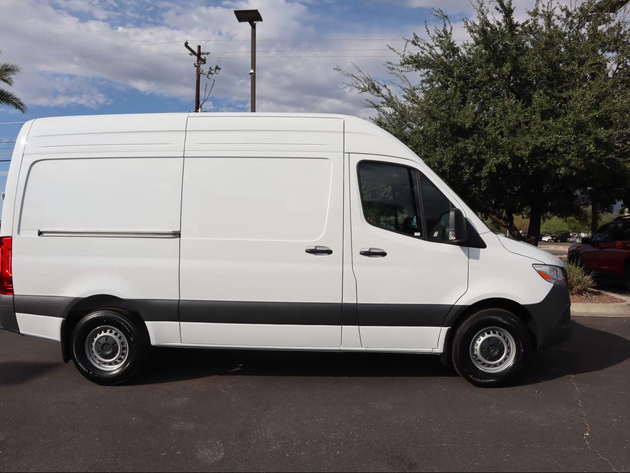 2025 Mercedes-Benz Sprinter 2500