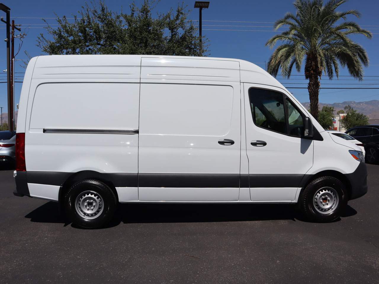 2024 Mercedes-Benz Sprinter 2500