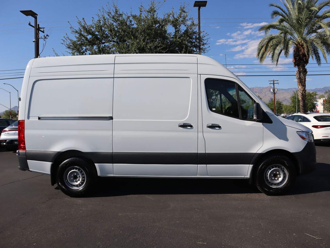 2024 Mercedes-Benz Sprinter 2500