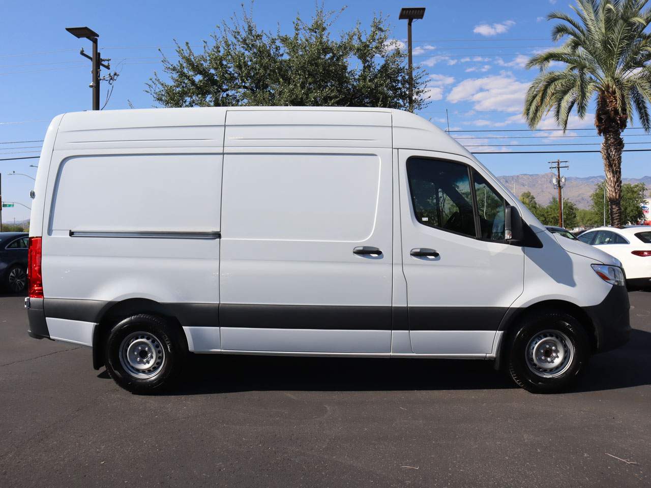 2024 Mercedes-Benz Sprinter 2500