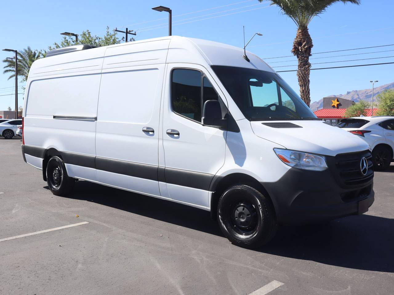 2024 Mercedes-Benz Sprinter 2500