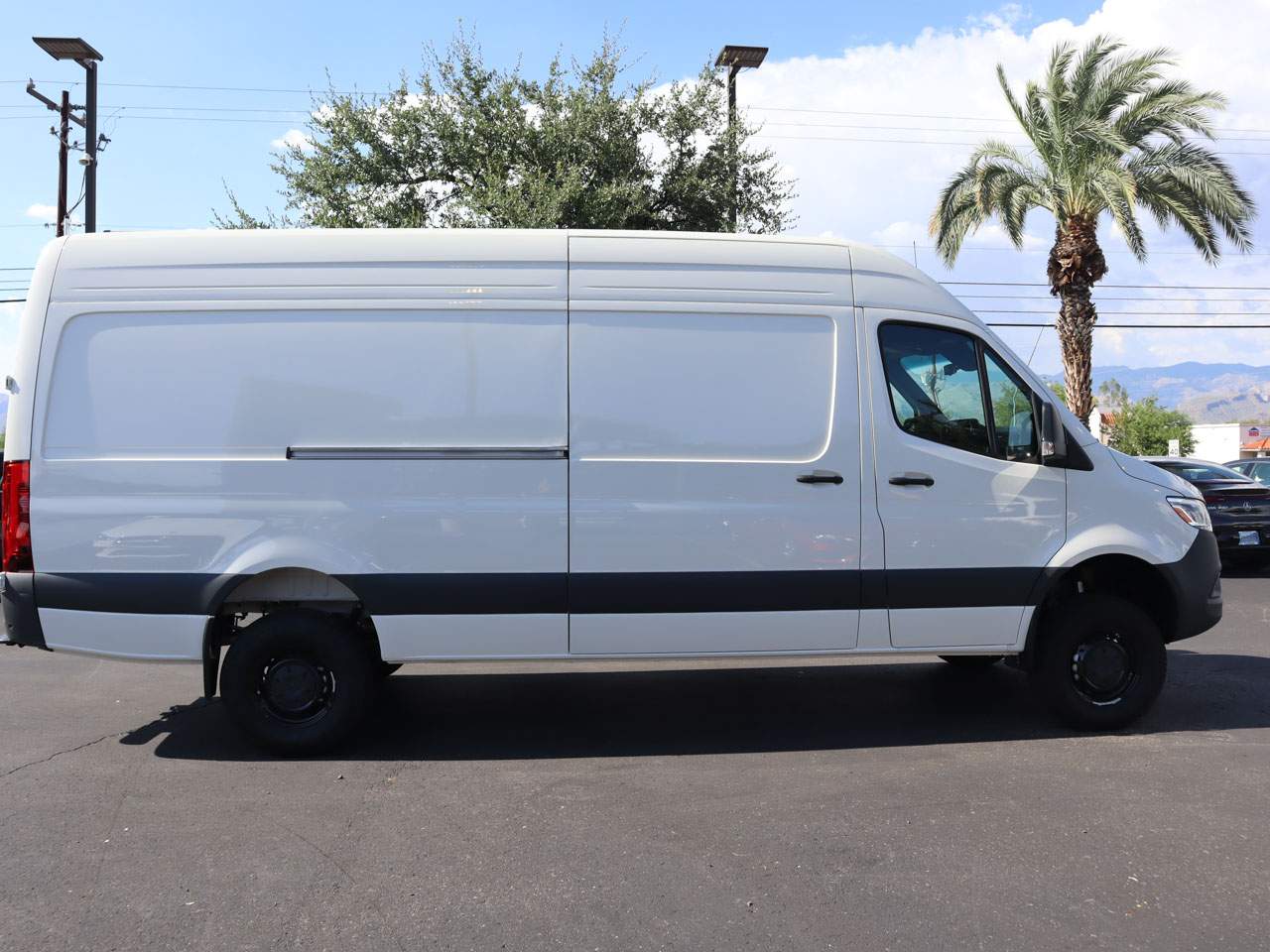 2024 Mercedes-Benz Sprinter 2500