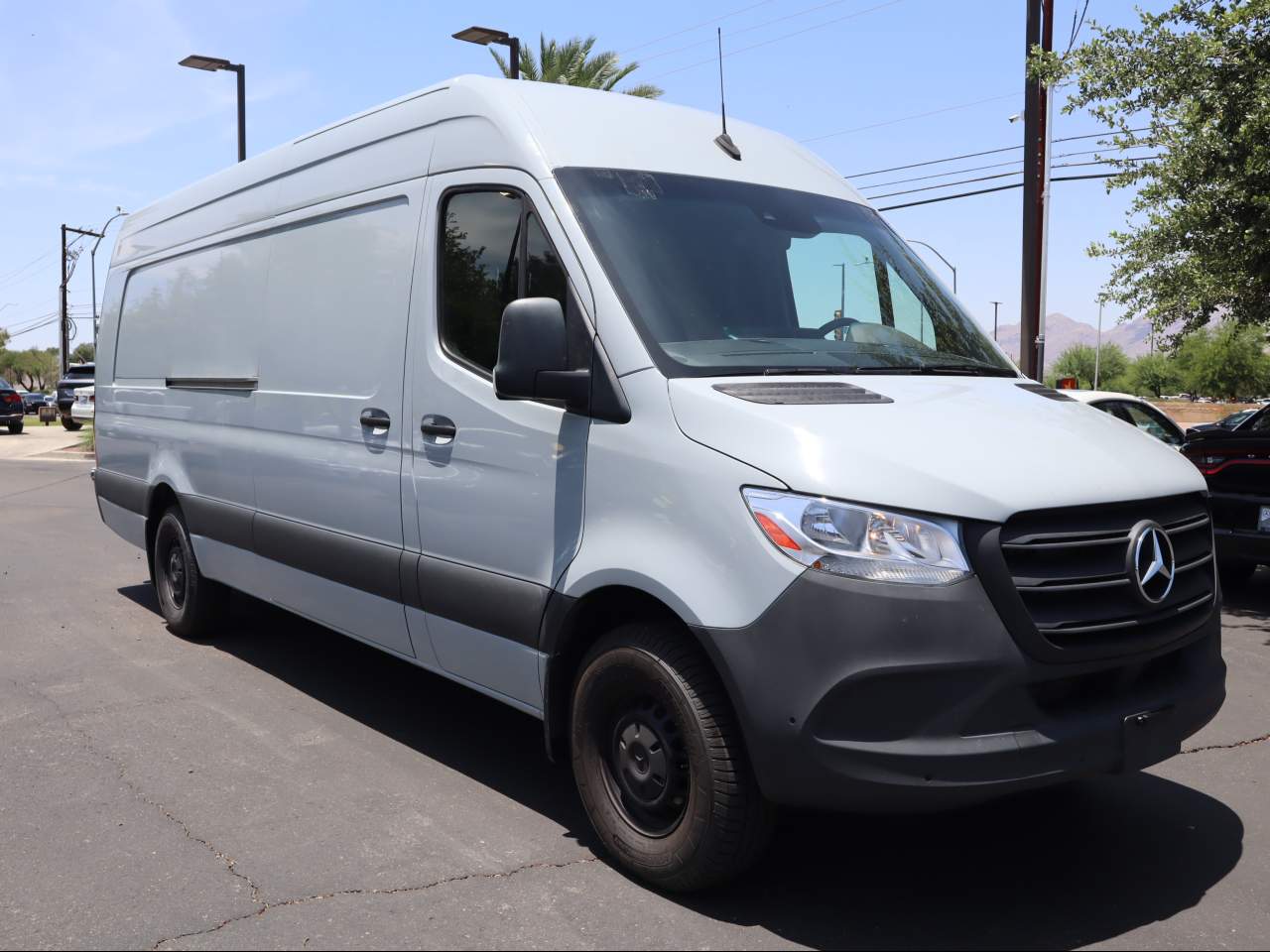 2023 Mercedes-Benz Sprinter 2500