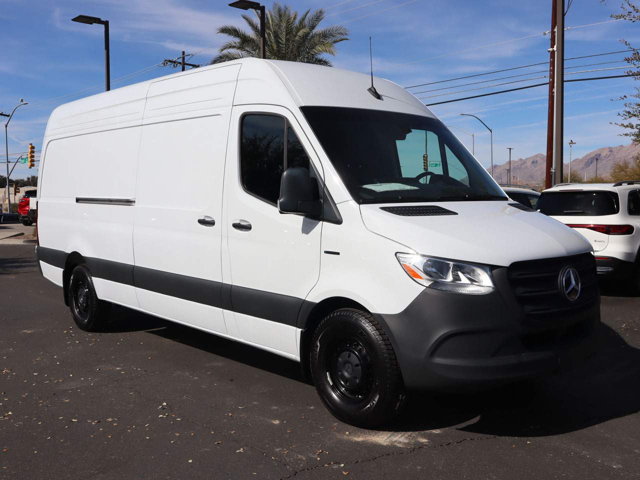 2024 Mercedes-Benz eSprinter 2500