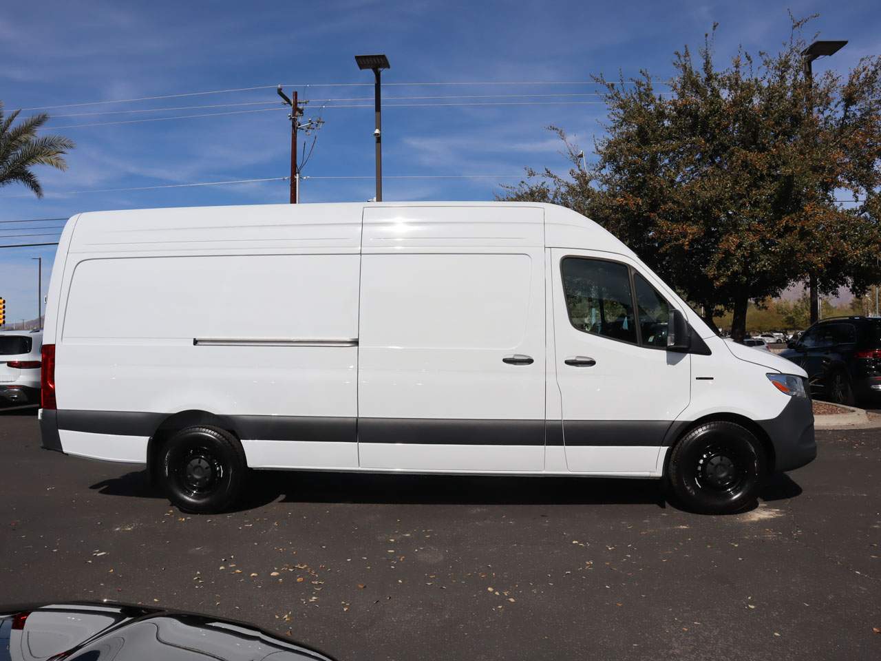 2024 Mercedes-Benz eSprinter 2500