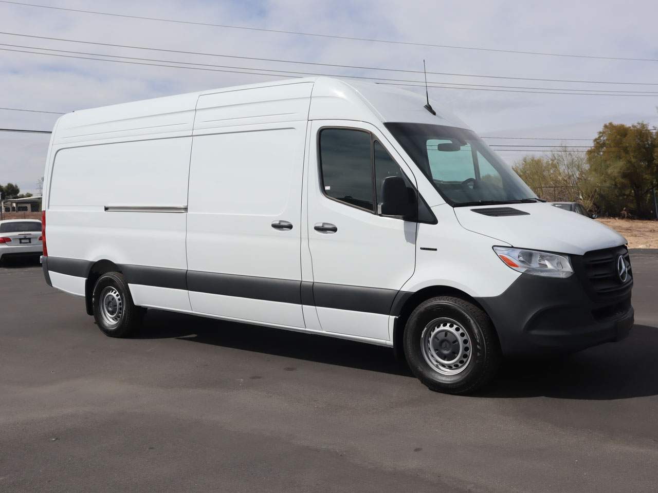 2024 Mercedes-Benz eSprinter 2500