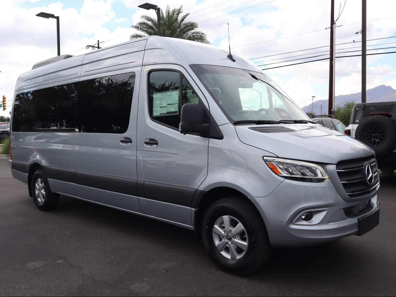 2025 Mercedes-Benz Sprinter 2500