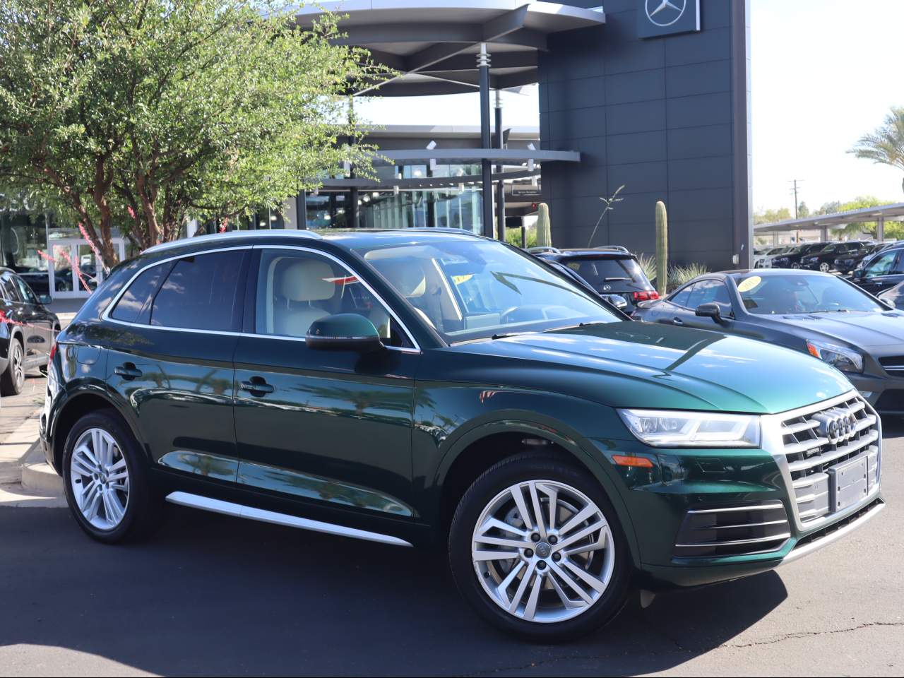 2018 Audi Q5 2.0T quattro Premium Plus