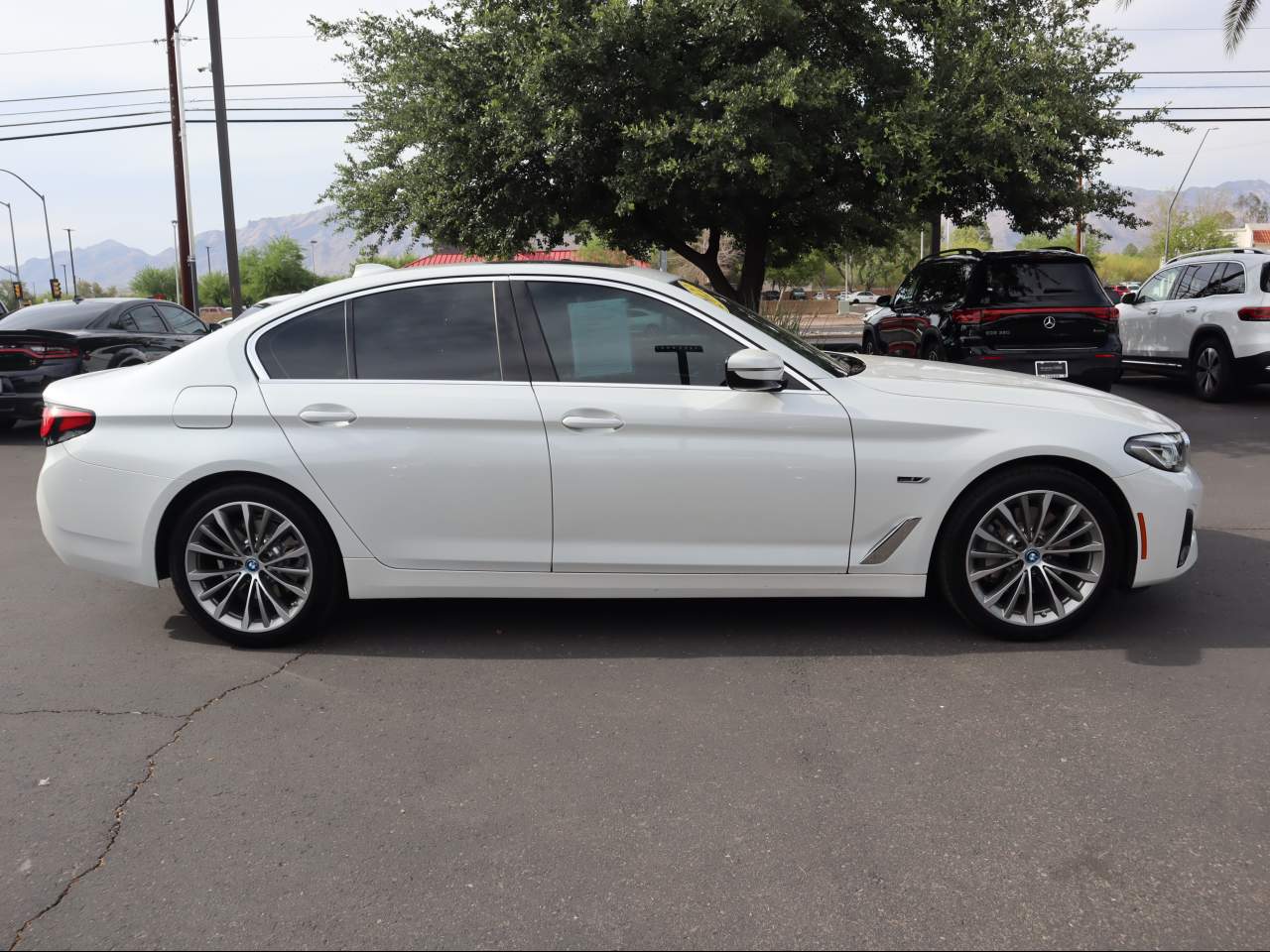 2022 BMW 5-Series 530e