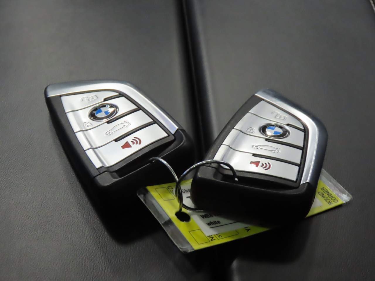 2023 BMW 5-Series M550i xDrive