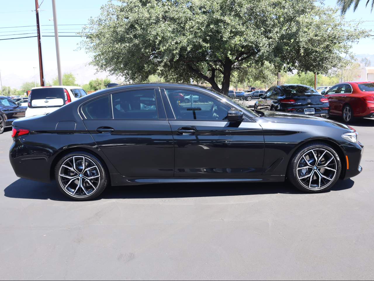 2021 BMW 5-Series 530i