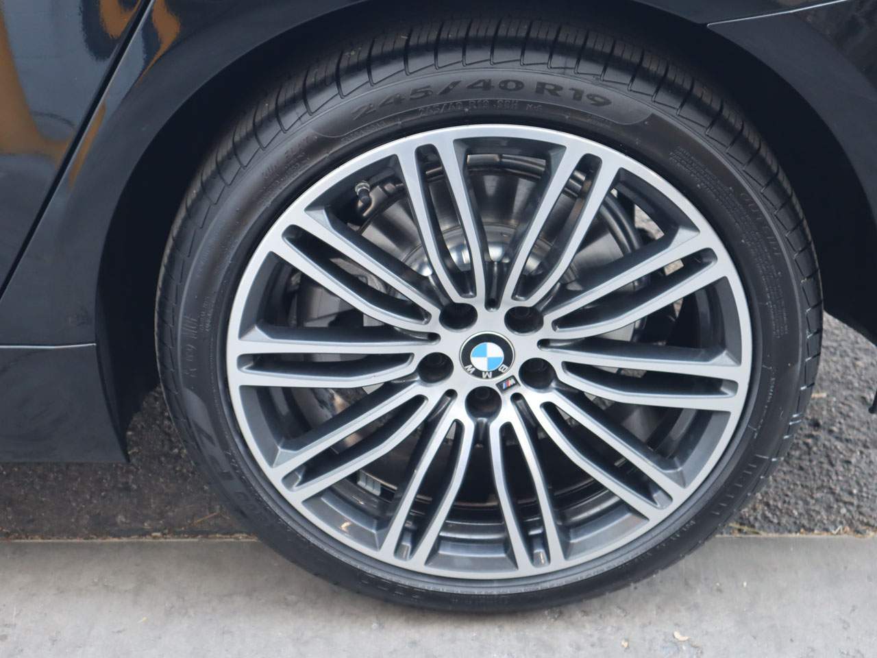 2020 BMW 5-Series 530e iPerformance