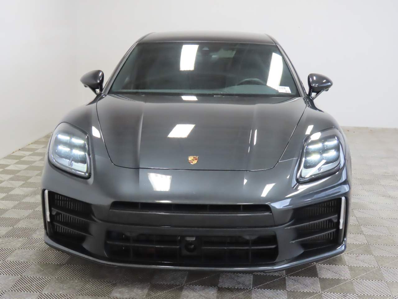2025 Porsche Panamera  