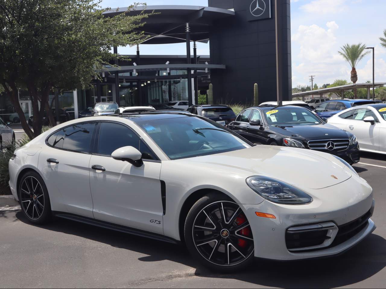 2022 Porsche Panamera GTS