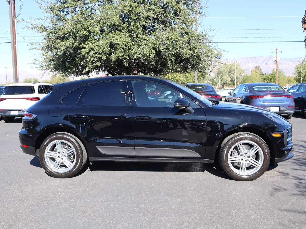 2021 Porsche Macan  