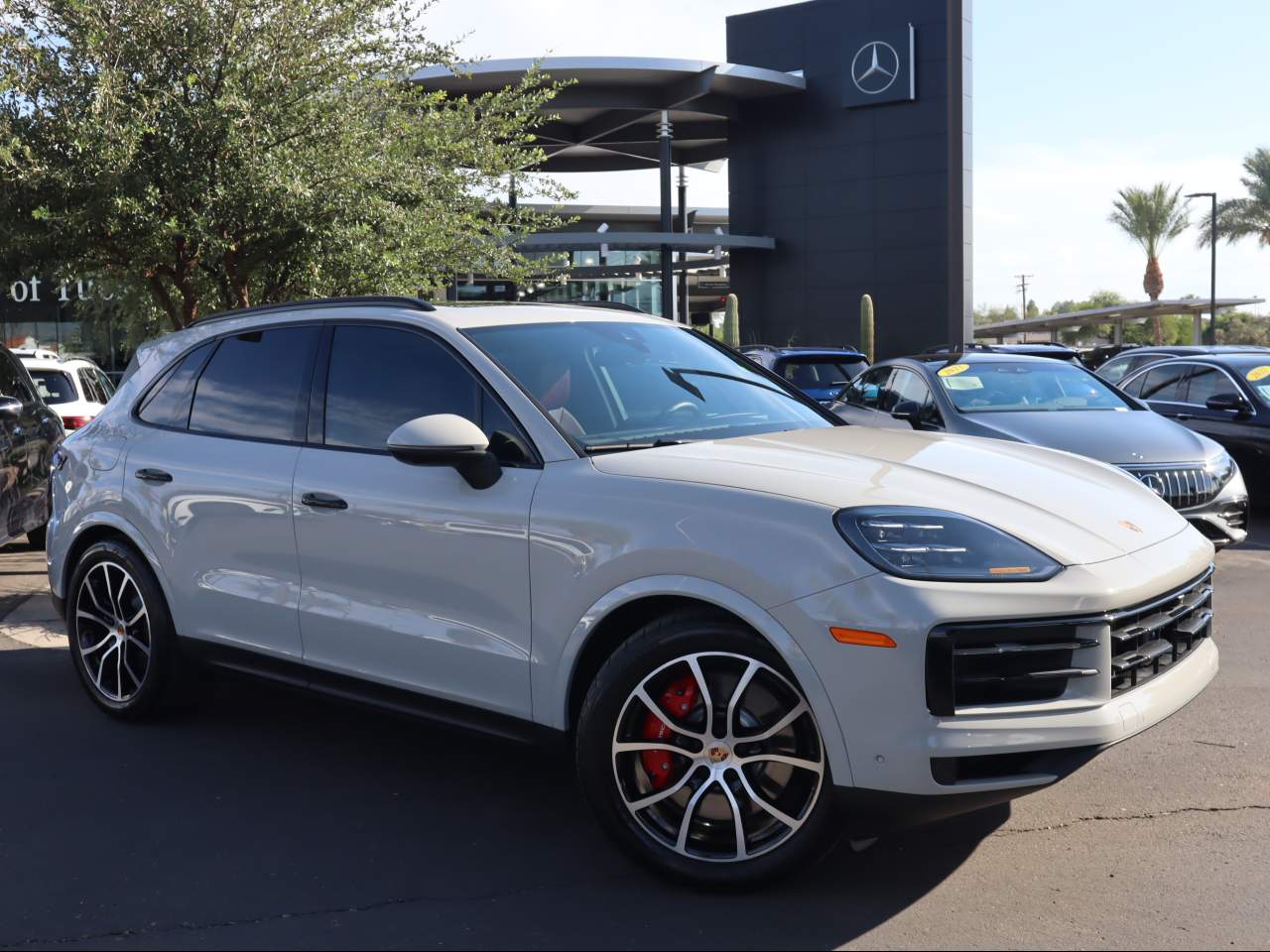 2024 Porsche Cayenne S