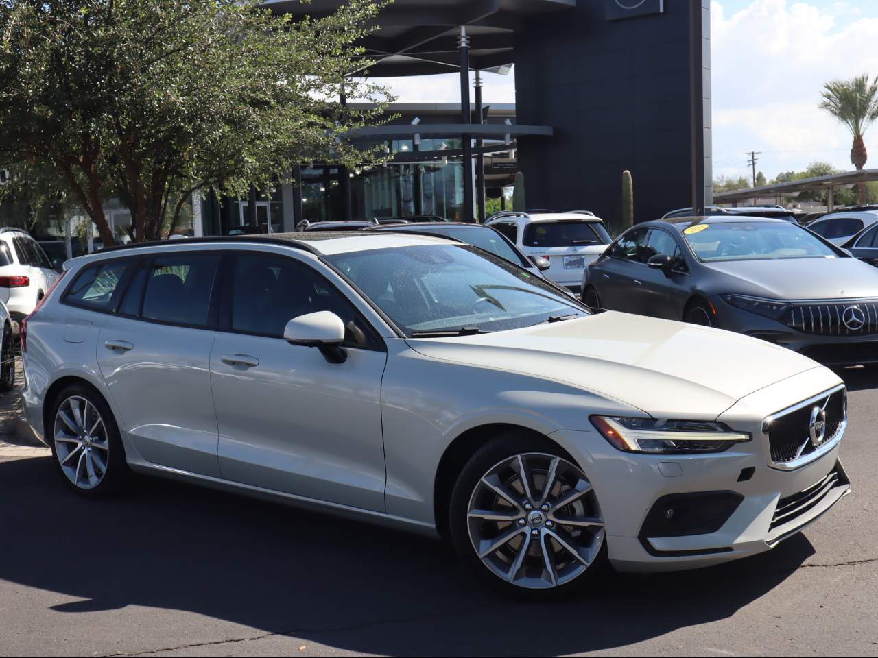 2020 Volvo V60 T5 Momentum