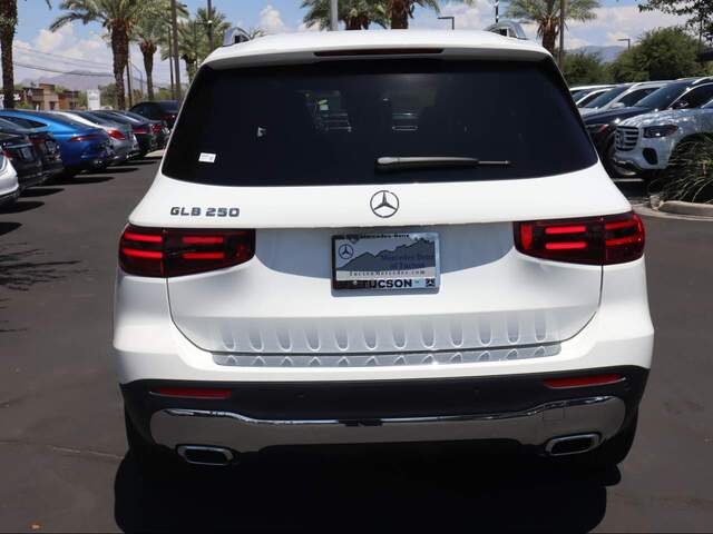 2026 Mercedes-Benz GLB 250 SUV