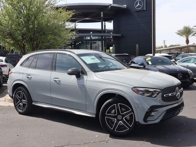 2025 Mercedes-Benz GLC 300 SUV