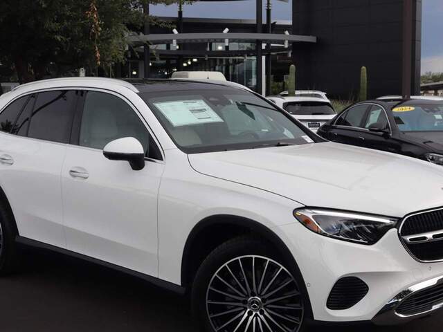 2027 Mercedes-Benz GLC 300 SUV