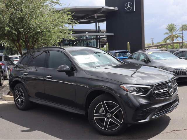 2025 Mercedes-Benz GLC 300 4MATIC SUV