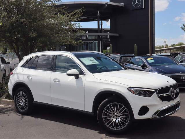 2026 Mercedes-Benz GLC 300 4MATIC SUV