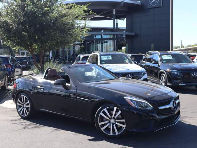 2017 Mercedes-Benz SLC 300