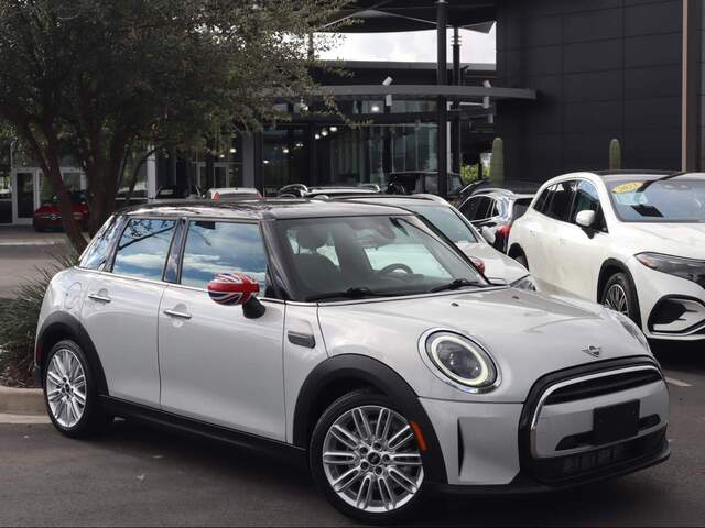 2022 MINI Hardtop 4 Door